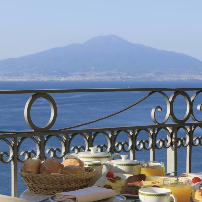 VistadalbalconeVesuvioSuite